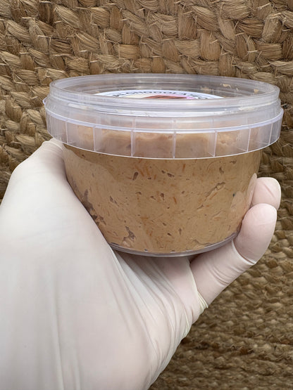 White Chocolate Hazelnut Kinder Bueno Kunafa Spread 250g